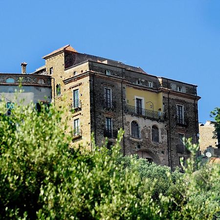 Residenza Matarazzo E Le Sue Soffitte Leilighet Castellabate Eksteriør bilde